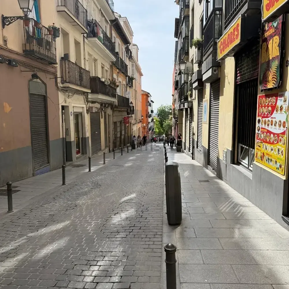 Piso en venta en Meson de Paredes - Imagen 8